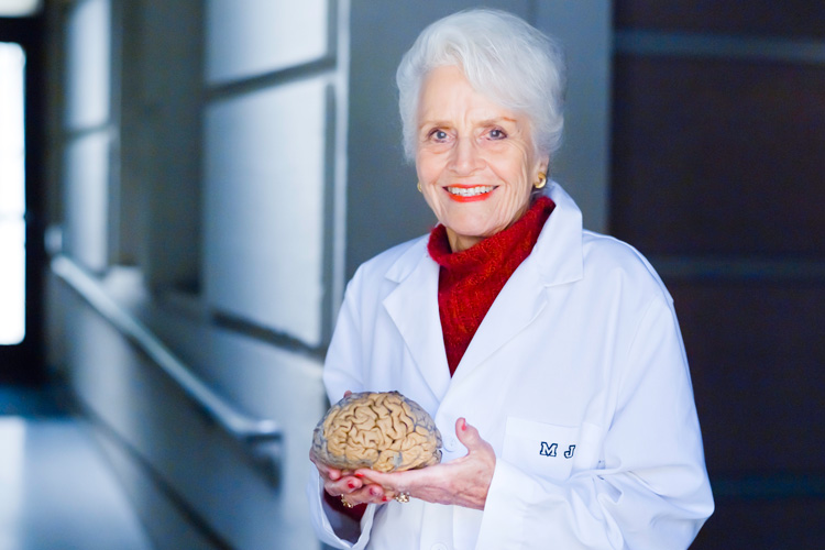 Marian Diamond เป็นนักวิทยาศาสตร์และนักการศึกษารุ่นบุกเบิกซึ่งถือเป็นหนึ่งในผู้ก่อตั้งประสาทวิทยาศาสตร์สมัยใหม่